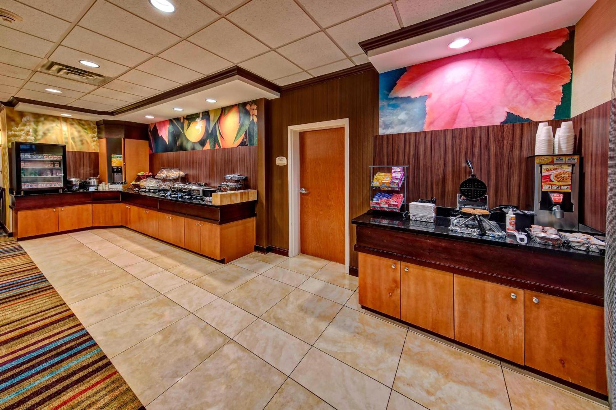 Fairfield Inn And Suites By Marriott Oklahoma City Airport Exteriör bild